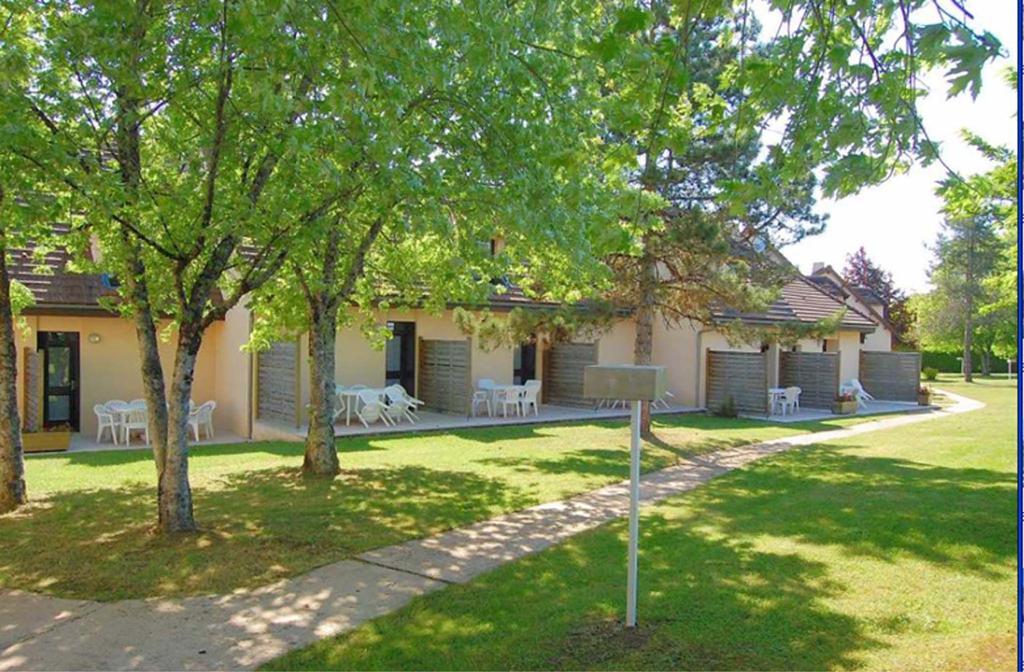 Vvf Perigord Sorges-En-Perigord Hotel Екстериор снимка